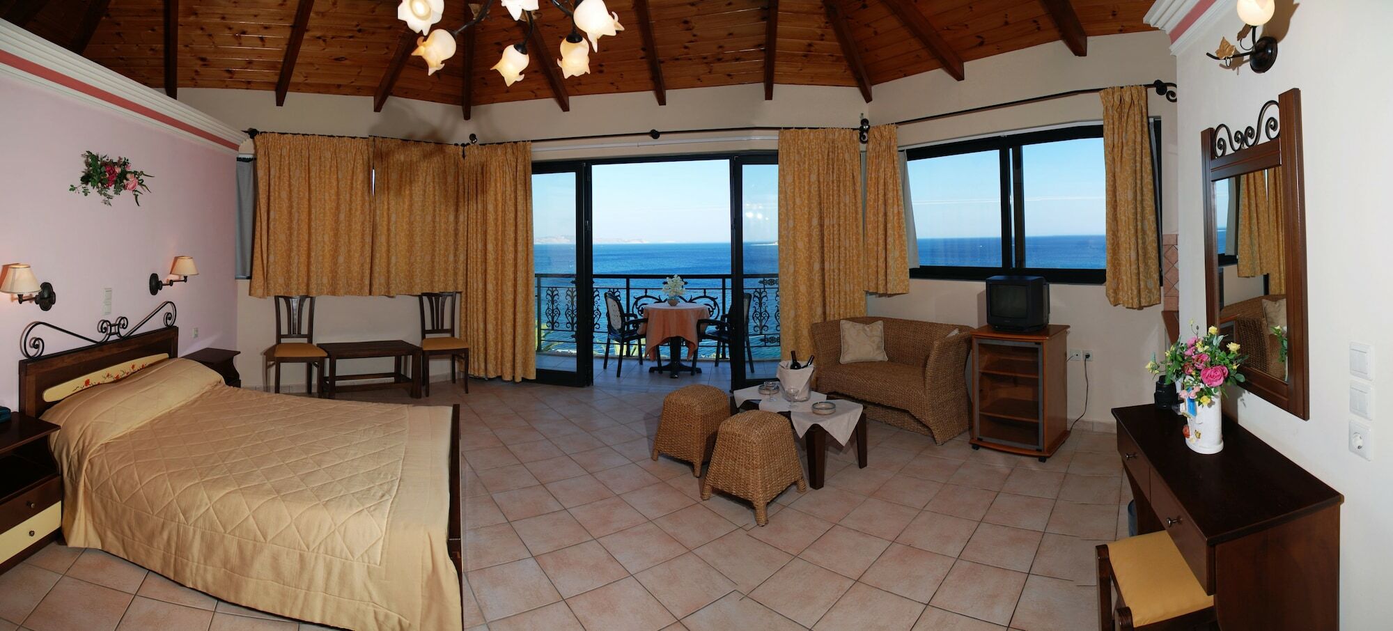 Hotel Harmony Keri